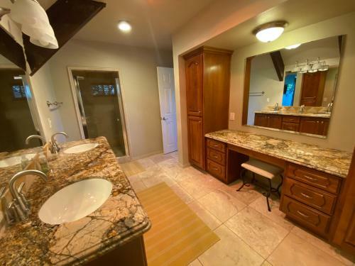 Luxury Lake Arrowhead Chalet