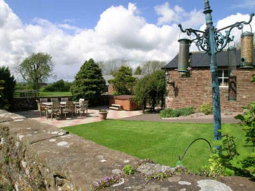 Halls Bank Farm