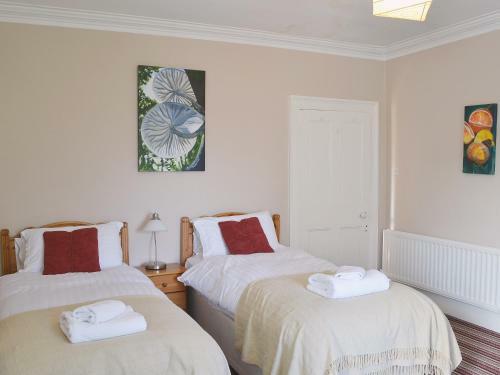 Holly Lodge