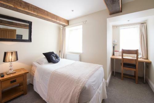 Newtown House Hotel