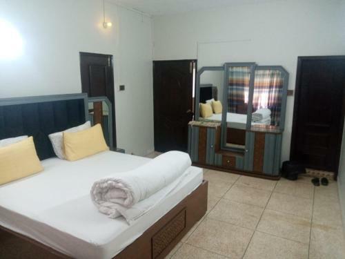 Hotel Holiday Accommodation Clifton