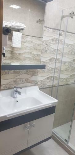 Hotel Sharq