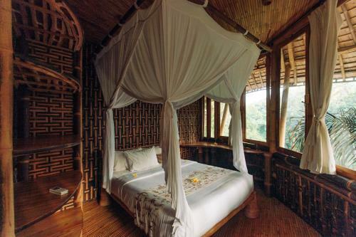 Villa Temple House 3bds Eco Bamboo House Pool River View