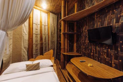 Villa Temple House 3bds Eco Bamboo House Pool River View