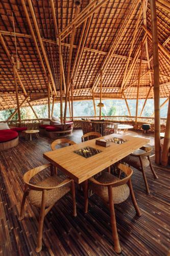 Villa Temple House 3bds Eco Bamboo House Pool River View