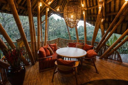 Villa Ananda House 3bds Eco Bamboo House Pool River View