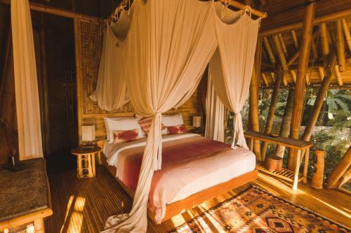Villa Ananda House 3bds Eco Bamboo House Pool River View
