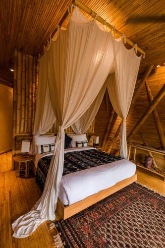 Villa Ananda House 3bds Eco Bamboo House Pool River View