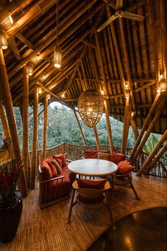 Villa Ananda House 3bds Eco Bamboo House Pool River View