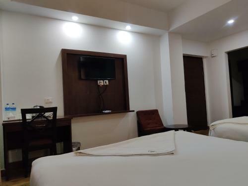 Hotel Aloka Inn
