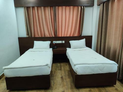 Hotel Aloka Inn