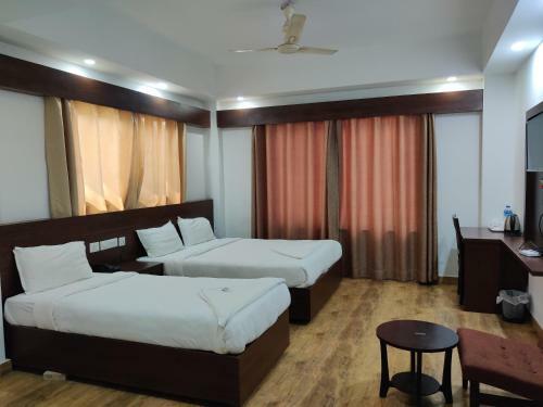 Hotel Aloka Inn
