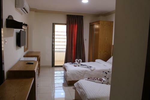 Jordan Flower Hotel