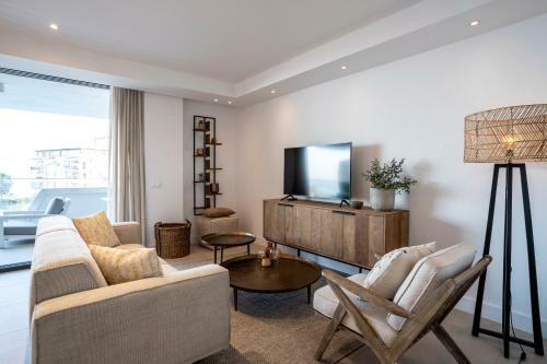 Sealine Brand New Apartment In Torrox Costa