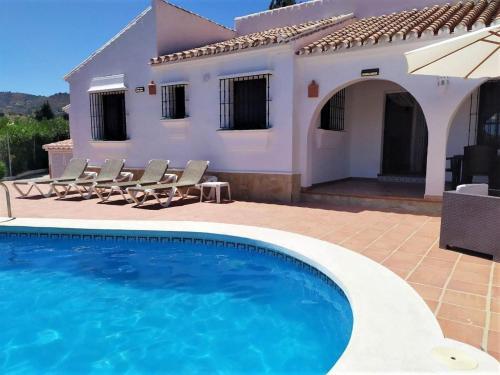 Panoramic Sea-view In Torrox Costa With Private Pool