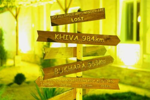 Hostal Sunrise Karavan