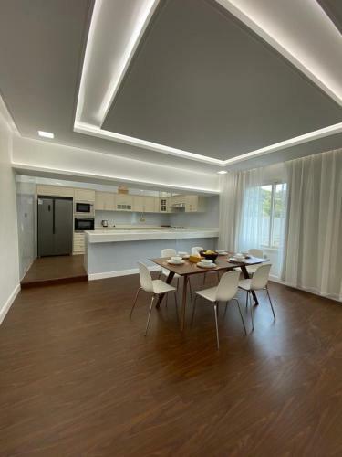 Amvender Home