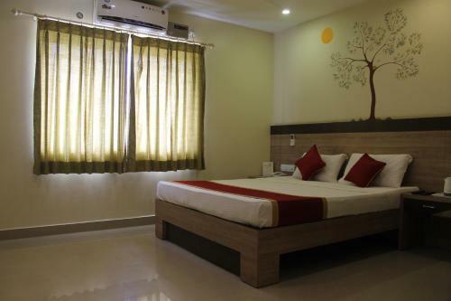 Hotel Green Trees