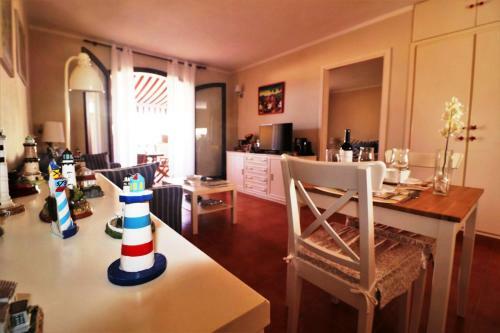 Apartment With Large Relax Terrace And Top Equipment