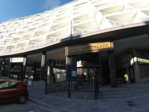C�ntrico Apartamento Edificio Mont Blanc 502