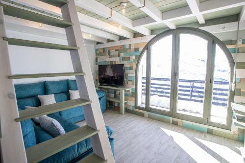 Apartamento Monta�as