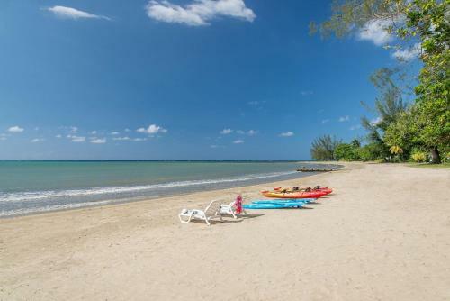 4 Bed Beachfront Villa