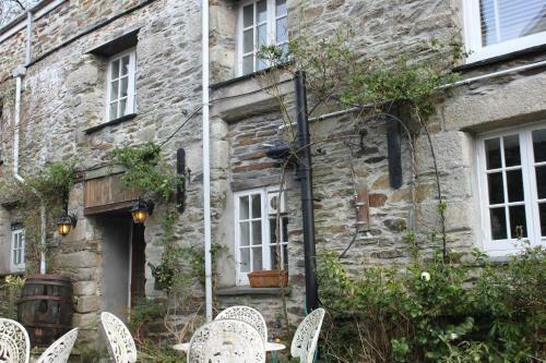 Hostal Bissick Old Mill