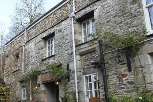 Hostal Bissick Old Mill