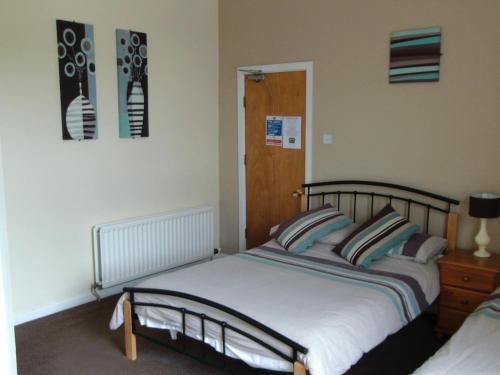 Hostal The Balmoral & Terrace Guest Houses
