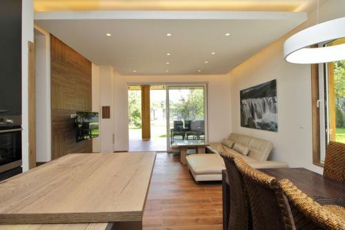 Wood & Green Luxury Villa Estate