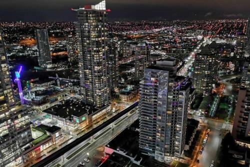 Apartamento Stunning View Luxury 2br Plus Den Condo In Burnaby