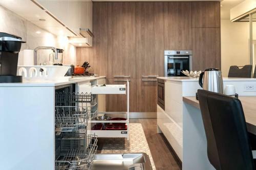 Apartamento Stunning View Luxury 2br Plus Den Condo In Burnaby