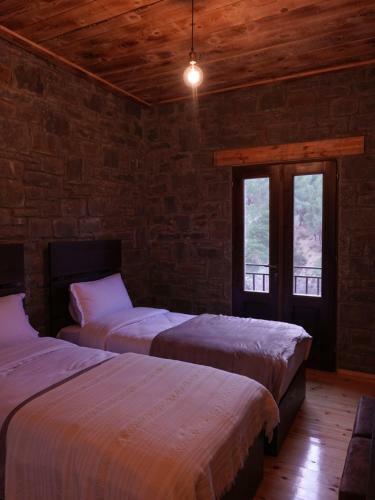 Hostal Chri Chri Guesthouse