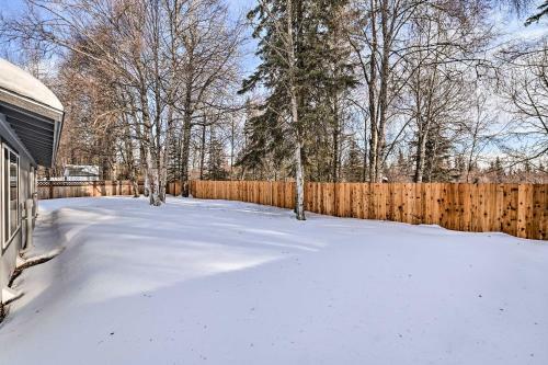 Kenai Home With Fireplace Less Than 10 Mi To Big Eddy!