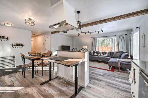 Kenai Home With Fireplace Less Than 10 Mi To Big Eddy!