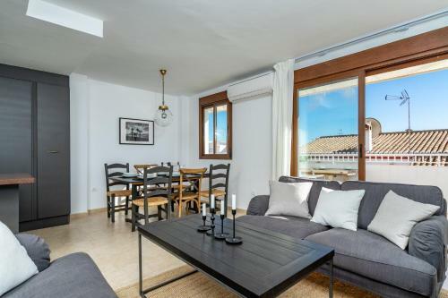 Apartamento Stunning Penthouse With Private Pool In La Cala Steps From Beach