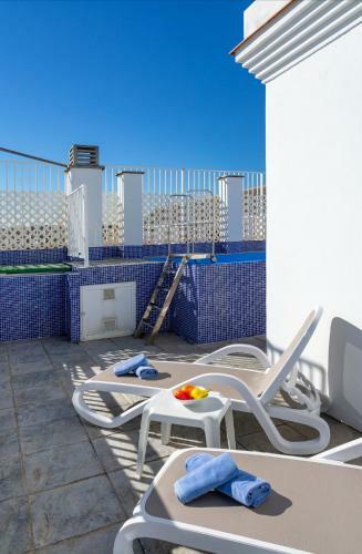 Apartamento Stunning Penthouse With Private Pool In La Cala Steps From Beach