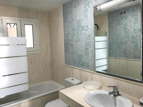 Mi Capricho 9b Beachfront- Apartment With Sea View - Costa Del Sol