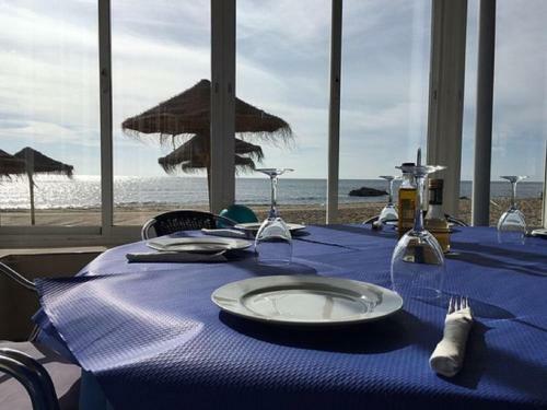 Apartament Aguamarina On The Beach Front