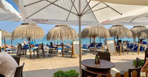 Apartament Aguamarina On The Beach Front