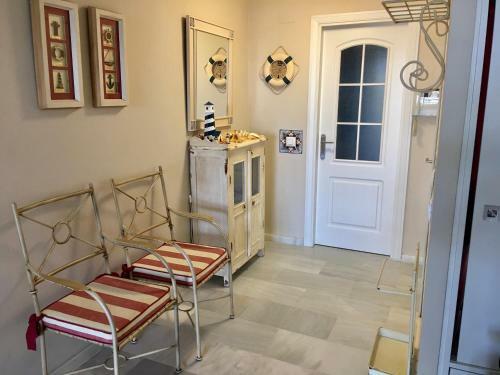 Apartamento Mi Capricho, Beachfront, Grownfloor, Private Garden & Terrace