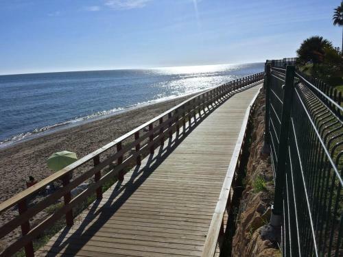 Apartamento Mi Capricho, Beachfront, Grownfloor, Private Garden & Terrace