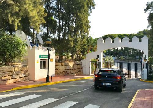 Apartamento Mi Capricho, Beachfront, Grownfloor, Private Garden & Terrace