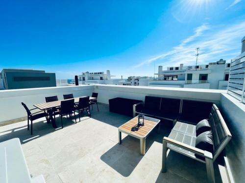 Villa Serenity By The Sea In La Cala
