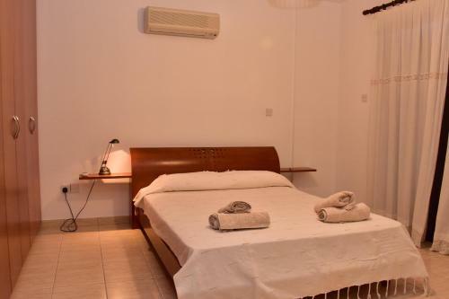 Villa Limni Pool House