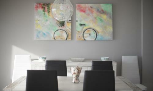 R13 Beachfront Apartment Segur