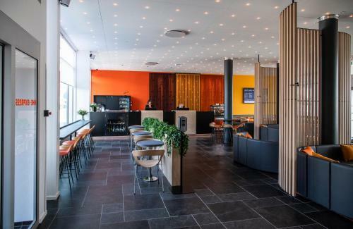 Hotel Hhe Express