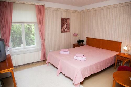 Hostal Pargi 5 Guesthouse