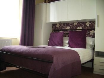 Hostal Weybourne Guest House