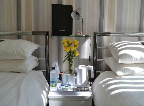 Hostal White Rose Guest House